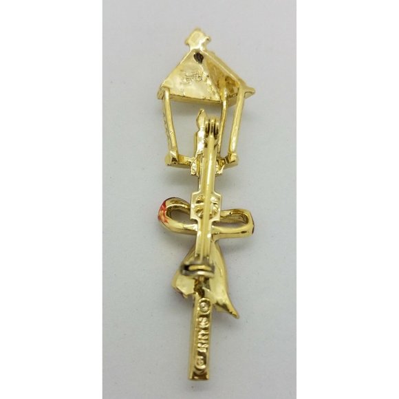 Vintage Gerry's Christmas Holiday Gas Lantern on Post Red Ribbon Brooch Pin - Picture 2 of 4